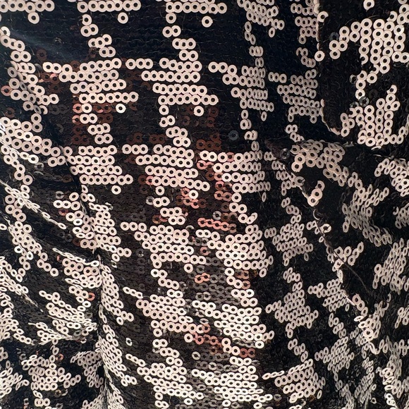 L'AGENCE Sequin Black and White Jacket - Picture 3 of 4